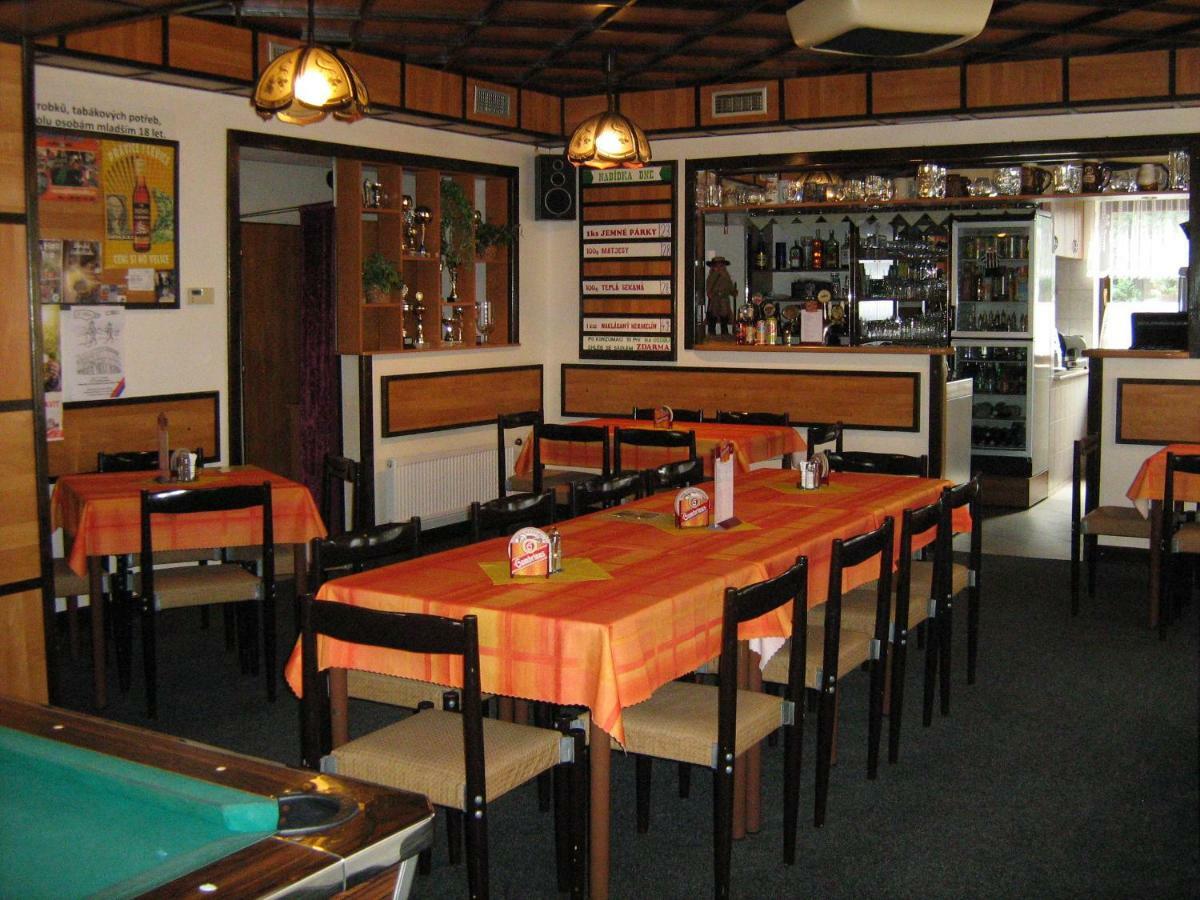 Penzion Albina - Restaurace Vysoké nad Jizerou Exteriör bild